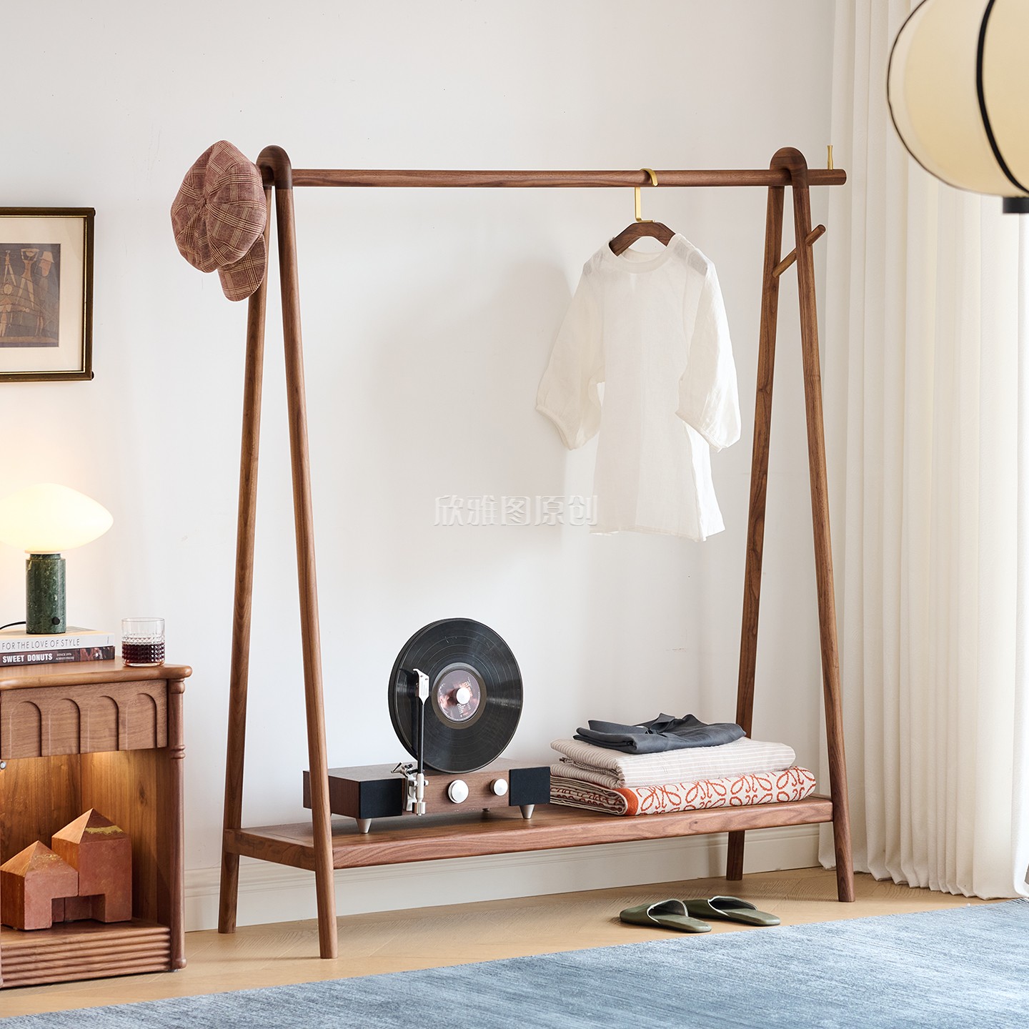 北美黑胡桃木实木挂衣架