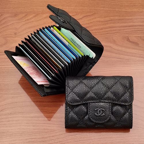 cf鱼子酱卡包2025女真皮小巧香奶