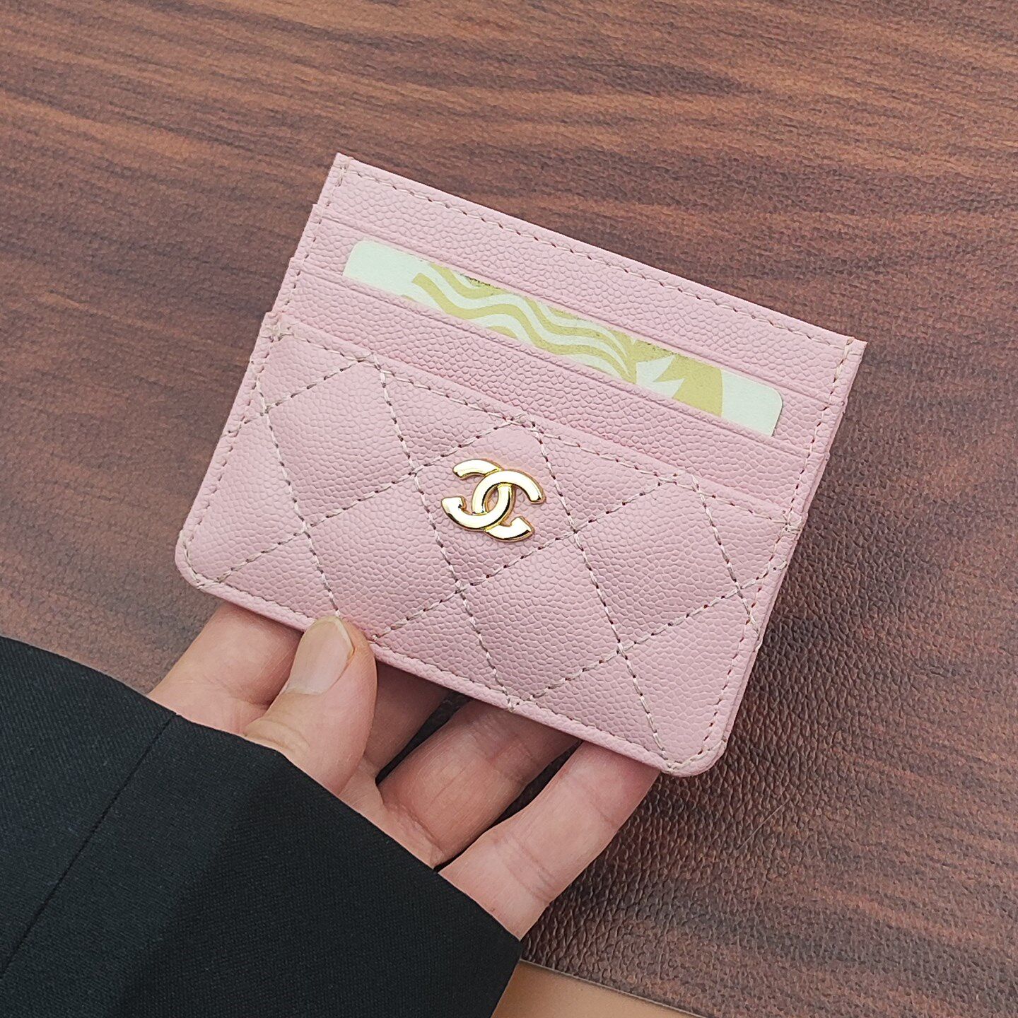 鱼子酱菱格卡夹卡包女款2026新款超薄小巧香奶牛皮纹高级感cf粉色