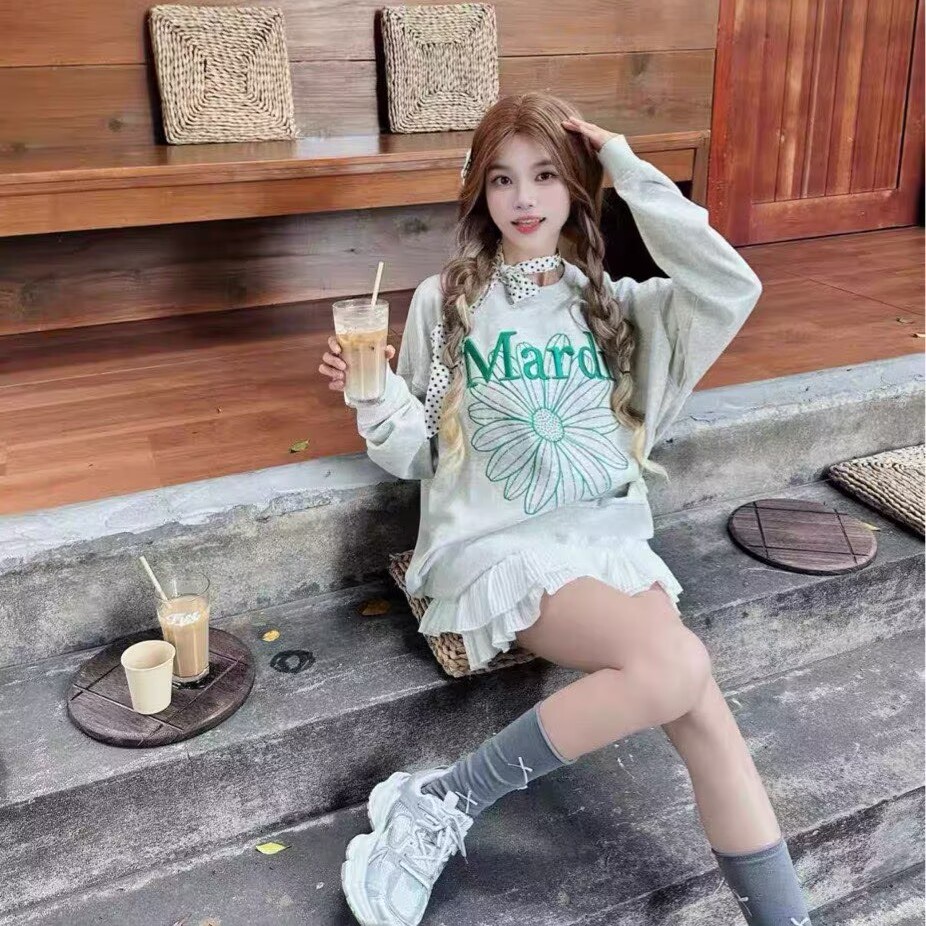 金高银韩国正品新款Mardi小雏菊刺绣圆领卫衣女明星秋冬男女同款