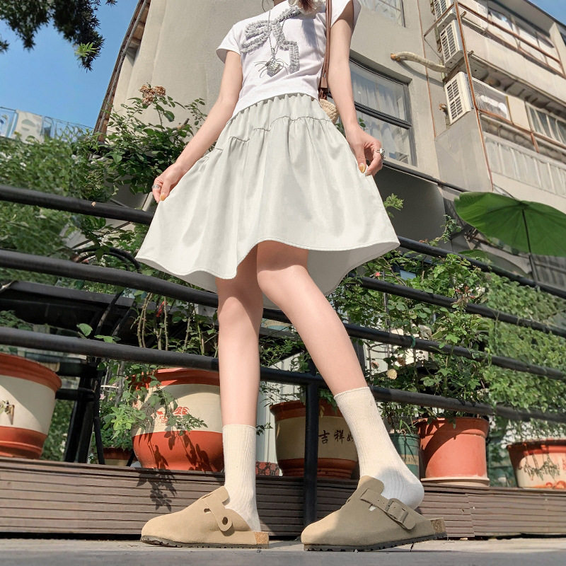 浅卡其工装半身裙女夏2026新款小个子日系a字半裙蓬蓬花苞短裙子