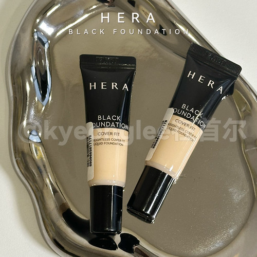 HERA赫拉赫妍黑金粉底液小样遮瑕