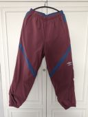 男款 umbro茵宝FW24 舒适复古运动时尚 防水休闲裤 The Third系列款