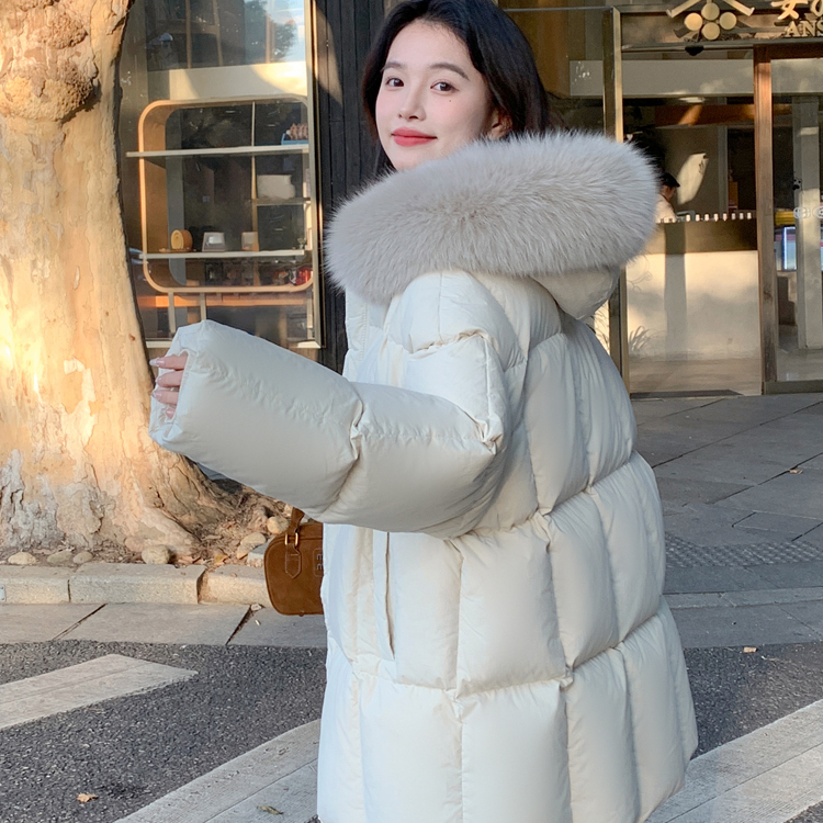 90白鸭绒中长款羽绒服