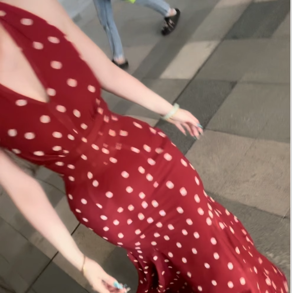复古港风步步生莲红色波点挂脖