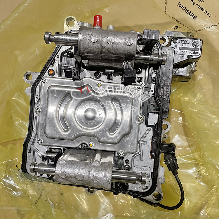 适用于迈腾速腾宝来高尔夫A3野帝OAM变速箱机电单元DQ200阀体电脑