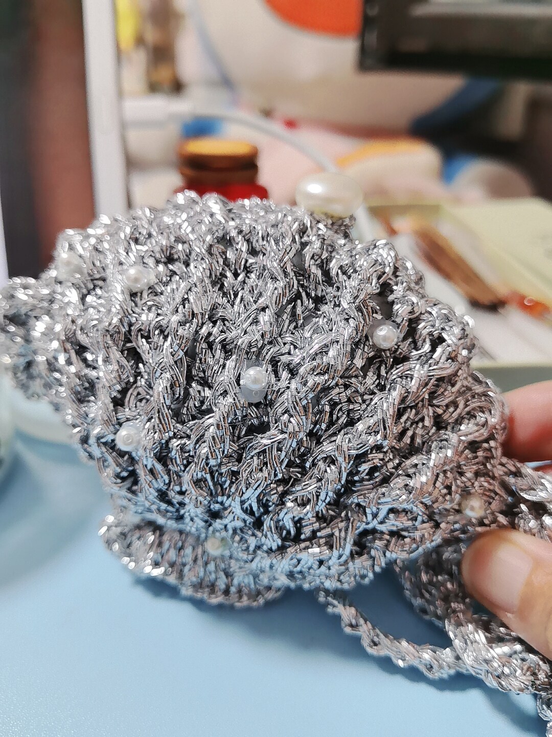 纯手工编织银色花边月光白银包芯纱贝壳珍珠海浪镂空斜挎手机包