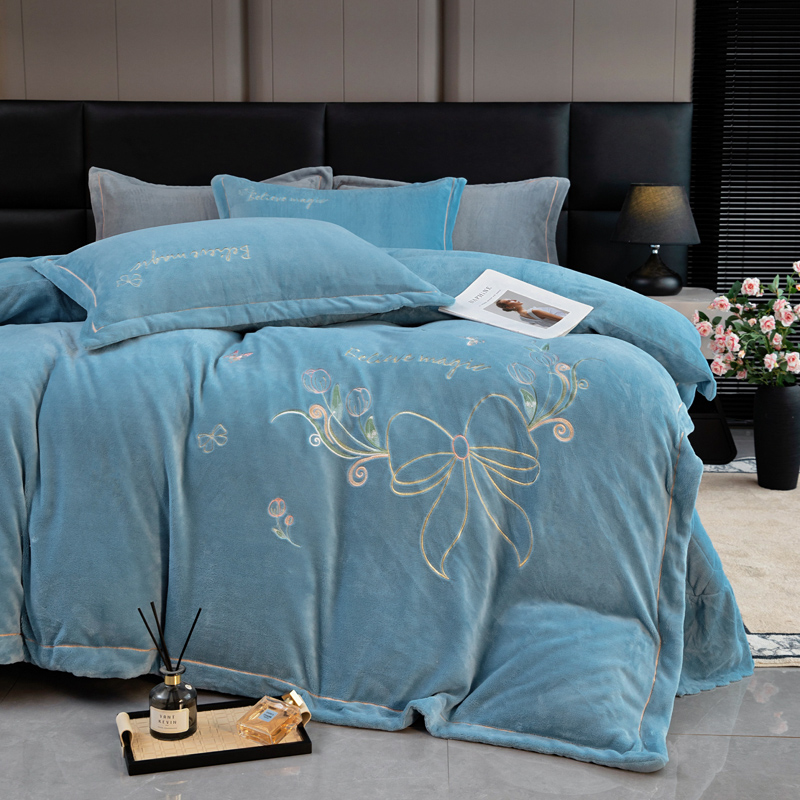 12斤牛奶绒刺绣床盖款四件套加厚保暖套件冬季绣花被套夹棉绒床单