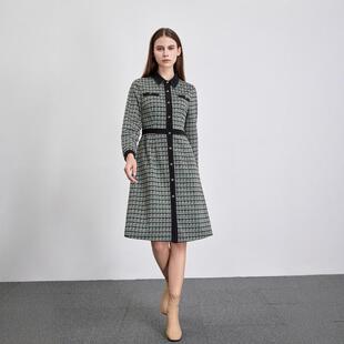 天轩商场同款2024秋冬女中长款打底连衣裙法式格纹女神范THDD238