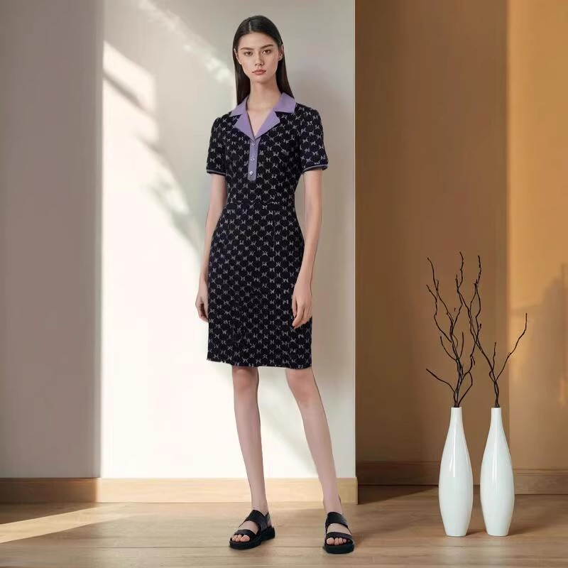 天轩商场同款2024夏女新短袖连衣裙时尚印花收腰显瘦百搭TIXD137