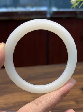 新疆直发正品和田玉羊脂白玉手镯天然玉石俄料糯白镯子宽9.5