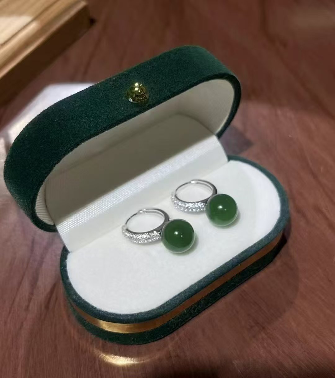 新疆直发正品和田玉碧玉耳环天然玉石925纯银镶嵌耳钉带证书,珠宝/钻石/翡翠,耳饰,淘宝优惠券,粉丝福利购,淘宝优惠卷