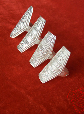 索玛花开彝族银戒指大凉山彝族手工艺品银马鞍戒指传统银戒指饰品