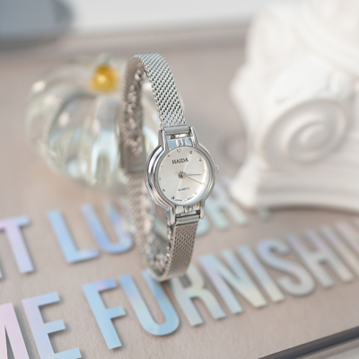 简约时尚小众高级感小表盘腕表