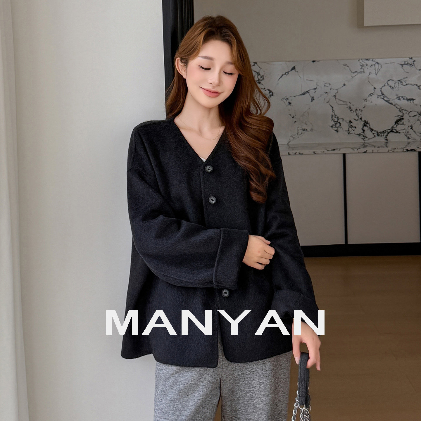 漫沿MANYAN韩系廓型短款羊绒大衣图片