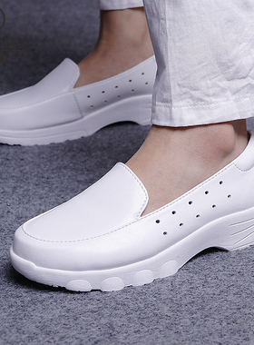 雷阵雨新款真皮护士鞋女镂空透气舒适四季软底防臭女鞋平底单