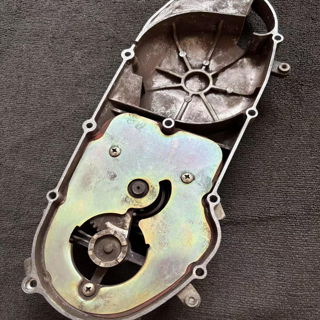 雅马哈踏板车100 125YMH-100发动机边盖铝合金传动皮带外盖配件