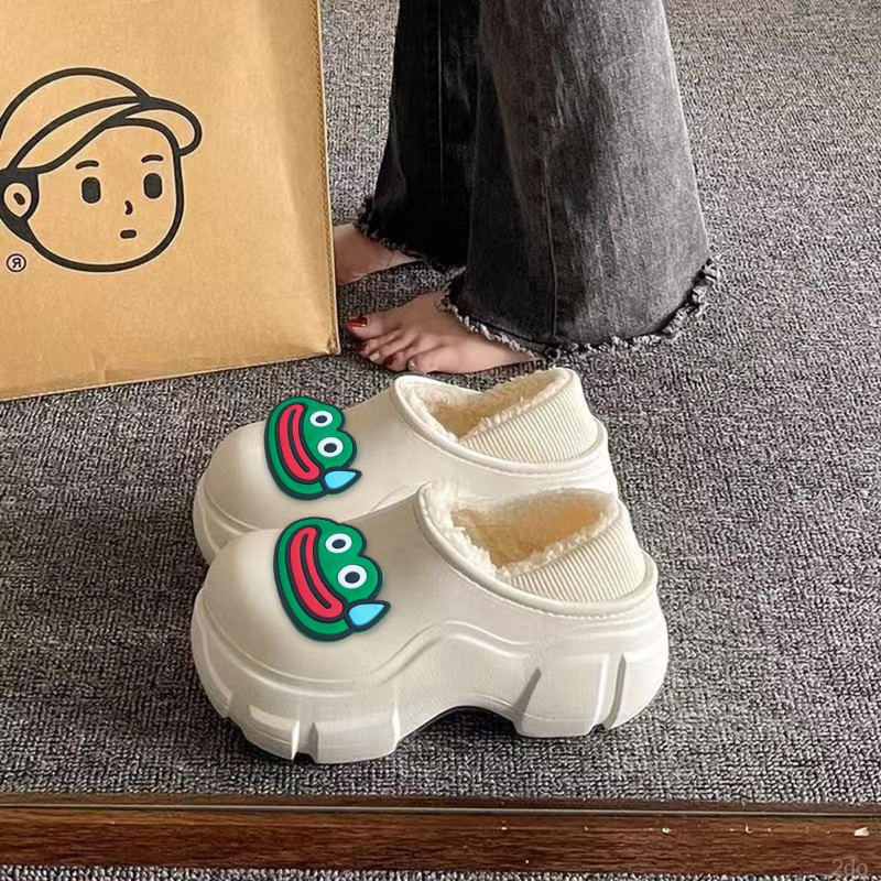 秋冬新款时尚潮流情侣厚底棉鞋防水耐脏加厚保暖外出家居棉拖鞋