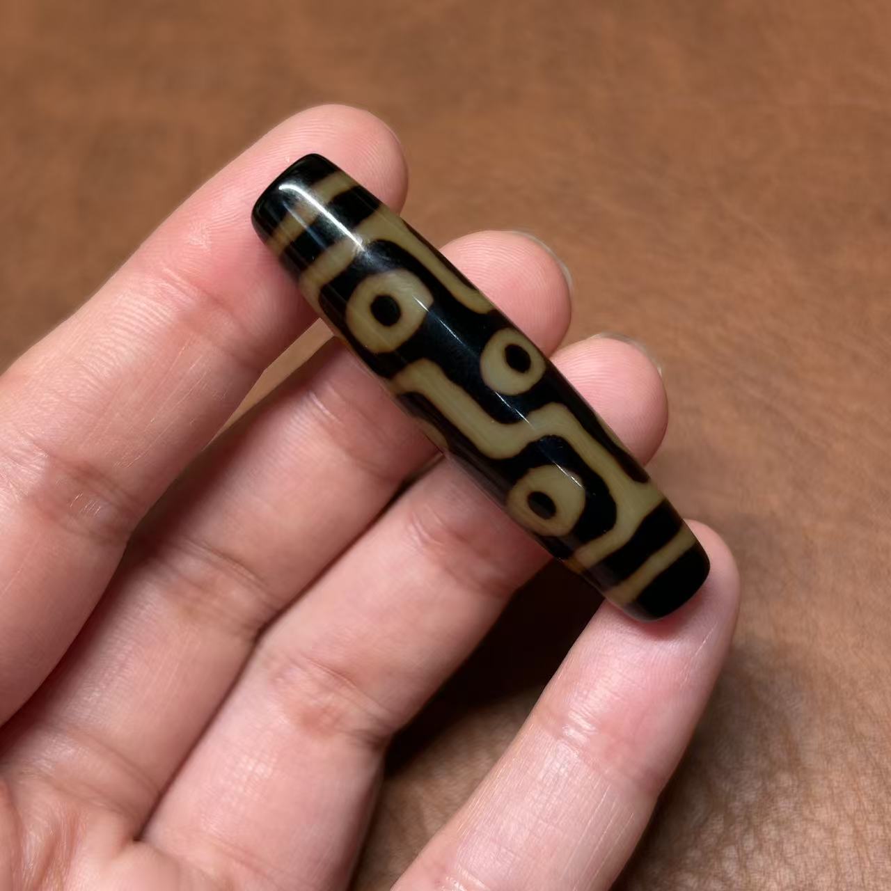 藏传天然老玛瑙颈饰黑金三眼九眼天珠藏式项链锁骨链吊坠玉髓挂件