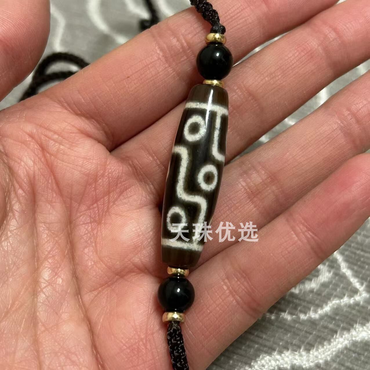 九眼天珠西藏真品玛瑙民族风挂绳男女款项链转运珠吊坠玛瑙银挂件