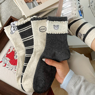 春秋新款 灰色卡通小熊袜子女中筒棉袜运动学院风女可爱日系百搭冬