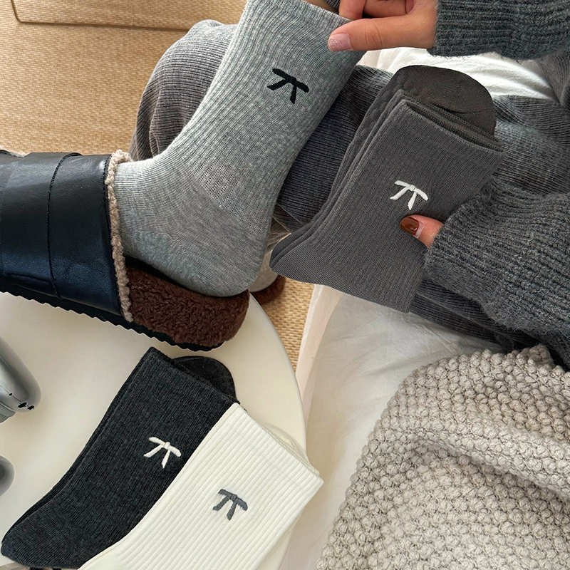 袜子女秋冬ins潮韩版棉袜中筒袜蝴蝶结长袜春秋款按摩底运动棉袜