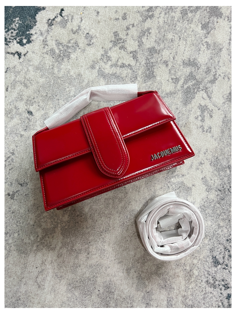 2023新款女式jacquemus小众高级质感单肩斜挎手提包红色牛皮婚包