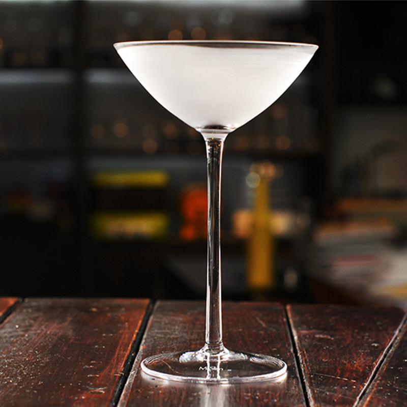 鸡尾酒三角杯蝶形三角鸡尾酒杯 高脚马天尼杯 马天尼干邑杯 酒杯