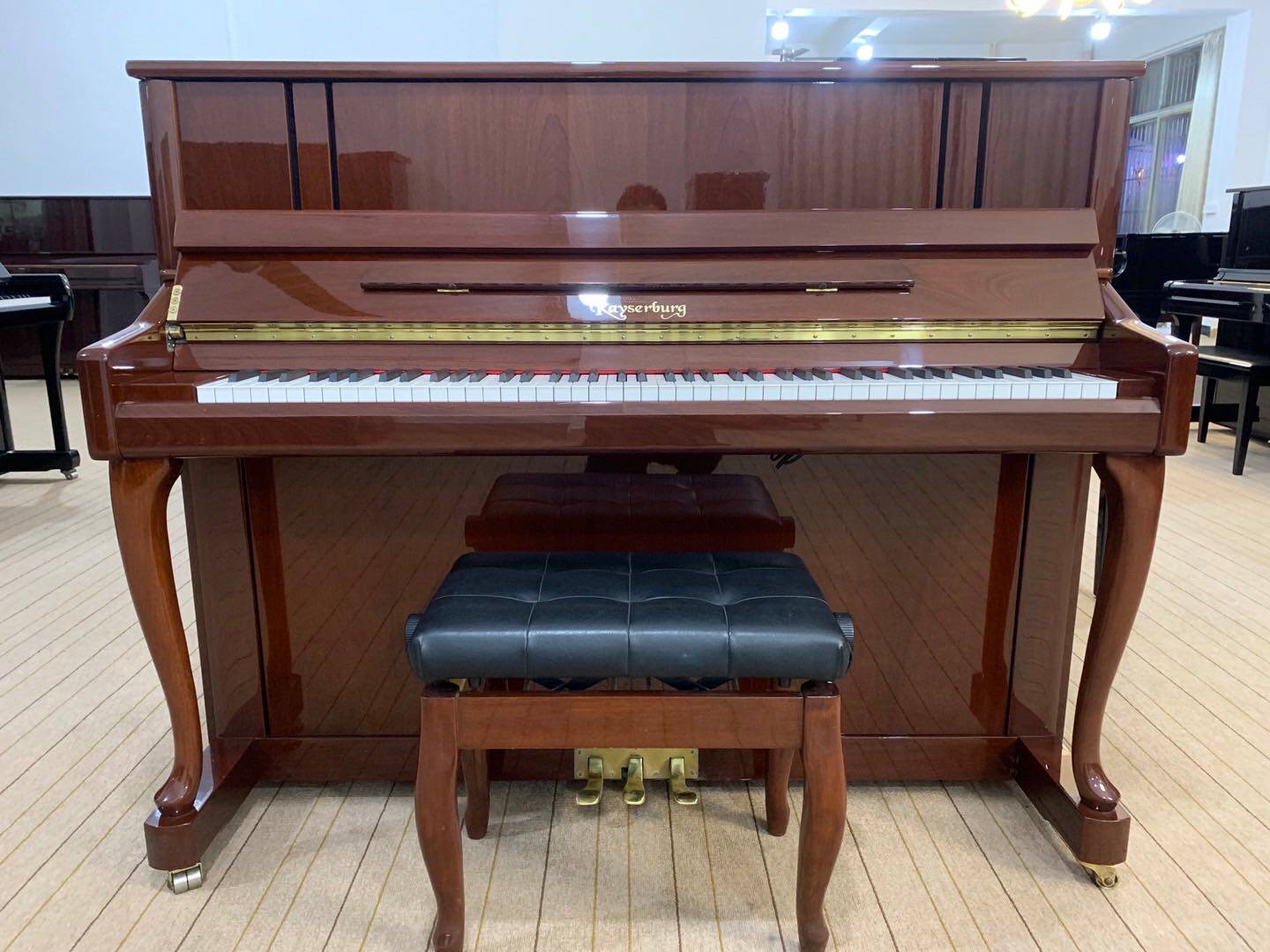 二手珠江凯撒堡立式钢琴 UH121 UH123 KA126家用摆放9.5成新