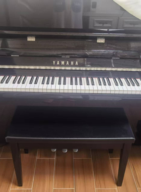雅马哈二手钢琴原版原漆RADIUS121