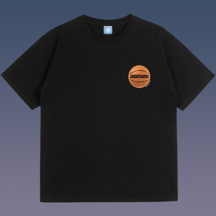 不败五道杠 HIAUTO UND 夏季圆领短袖篮球标志印花 男女情侣款T恤