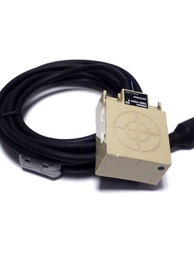 OMRON V680-HS63-R SQUARE ANTENNA 2M CABLE BNC MALE CONNECTOR