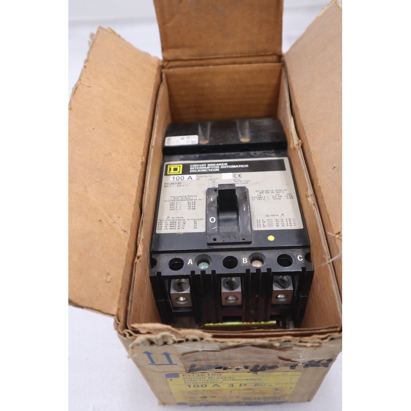 全新带盒 方形 D FH36100 断路器库存 H157