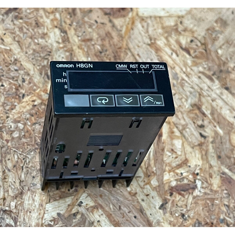 Omron - H8GN-AD - Compact Digital Counter/Timer, 4-Digit LCD