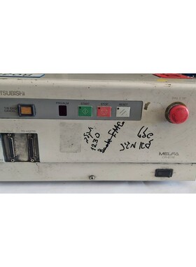 三菱 Melfa 机器人控制器 CRE116 优惠 UPS 航运