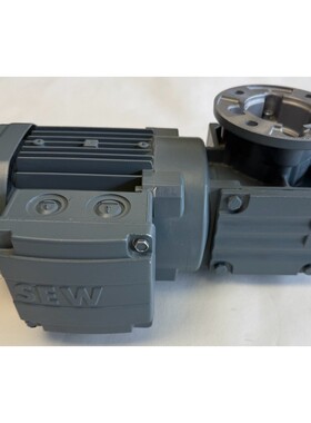 SEW Drehstrom Motor mit Getriebe / 0.37kW / WAF20 DR63L2/TH
