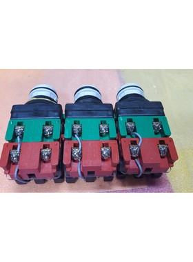 批量 3 C3 控制 RLU120LNL 装置 120V LED 红色