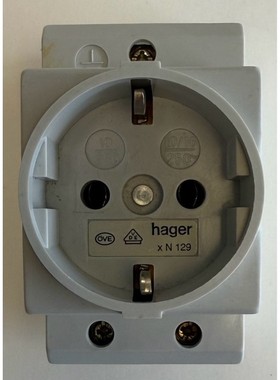 Hager Steckdose / 10/16A / 250V~ / x N 129