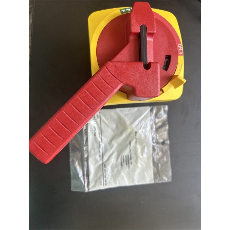 ALLEN BRADLEY 中号旋转操作手柄 41022-405-02。 全新!