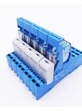 5x Finder 40.52 Relais + 95.55 Relais-Sockel -unused-