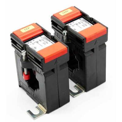 2x Debnar Messtechnik ASK 31.3 150/5 Stromwandler / Current