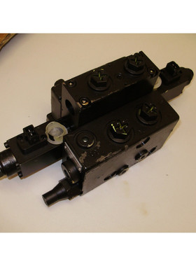 Bucher Hydraulik Steuerger?t Steuerung Ventil STB LC8S/LU8S