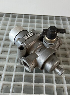 Wabco Westinghouse 9753001110 Druckregler
