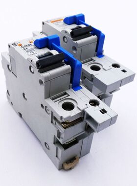 2x Merlin Gerin C60N B4 Leitungsschutzschalter + Hilfsschalt