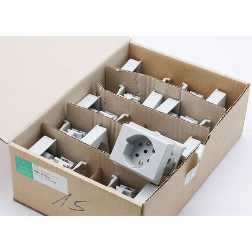 10x Electro-Mica 7115.00.64 Typ 15 Einbausteckdose -unused-