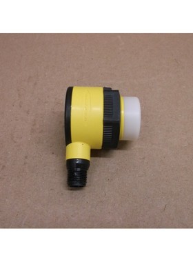 T30SL1Q 横幅演示 3 色面板安装指示灯 EZ-LIGHT 73281