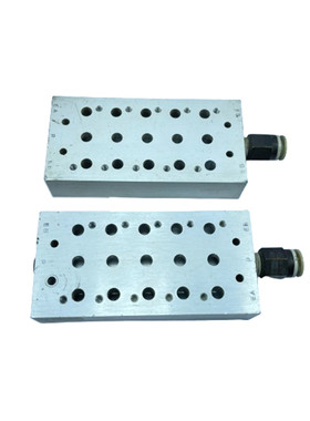 SMC SY7120KRZ042405D1 Manifold Solenoid Valve Pack of 2