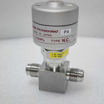 Fujikin 316 L-P 隔膜阀,NC 型,OP。 0.34-0.69MPa,二手,_969