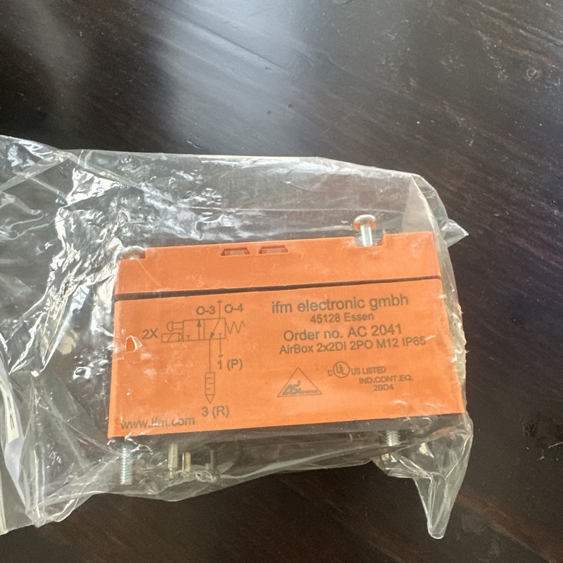 IFM EFECTOR AC2041 PNEUMATIC AIRBOX