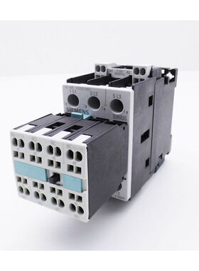 Siemens Sirius 3RT1024-3XG28-0MV0 E: 05 Schütz + 3RH1921-2F